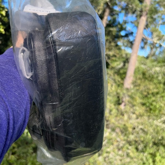 NWT COACH Ashton Baguette Bag CY658 In Signature Canvas w Shearling AUTHNTC New! - Picture 7 of 13